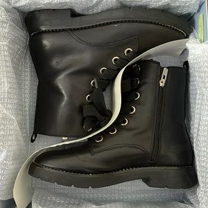 Antonio Melani Boots ✨